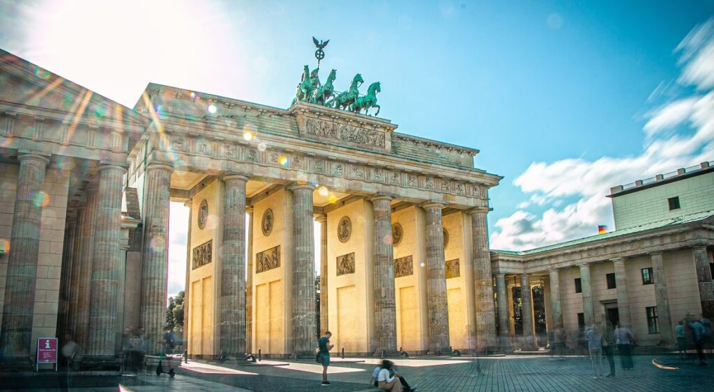 שער ברנדנבורג: אחד מסמליה החשובים ביותר של ברלין
