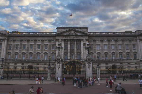 Buckingham Palace london england